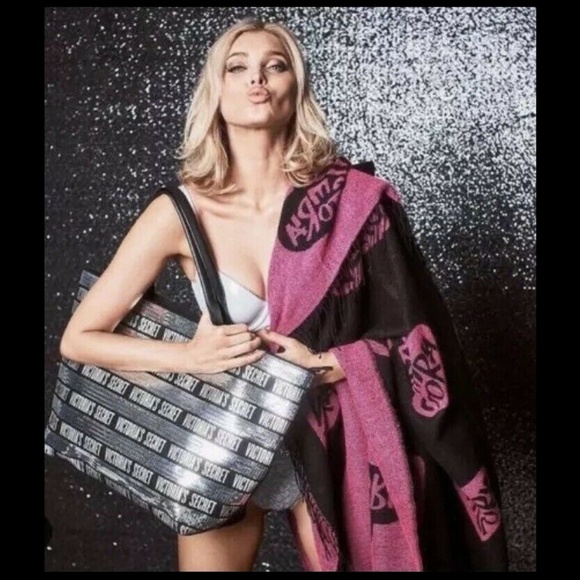 Victoria's Secret Other - 🌸Victorias Secret logo blanket/throw New!